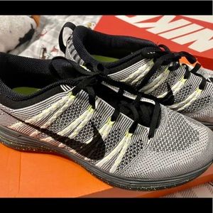 Nike Flyknit Lunar+